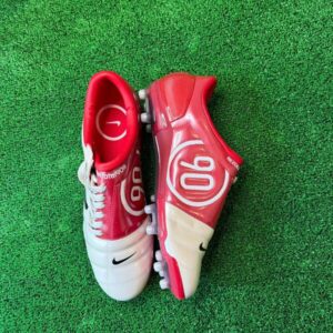 Nike Total 90 III White and Red Firm Ground FG Football Boot Size 44.5 Eur